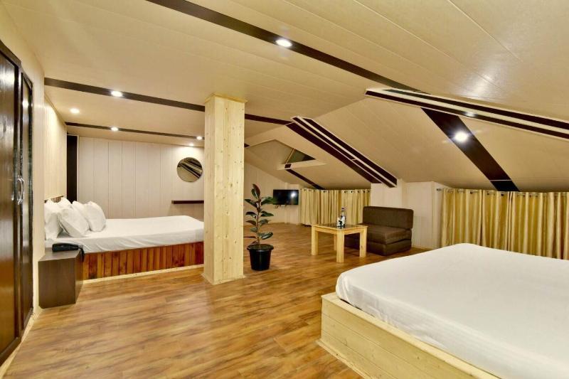 Hotel Devlok 2*